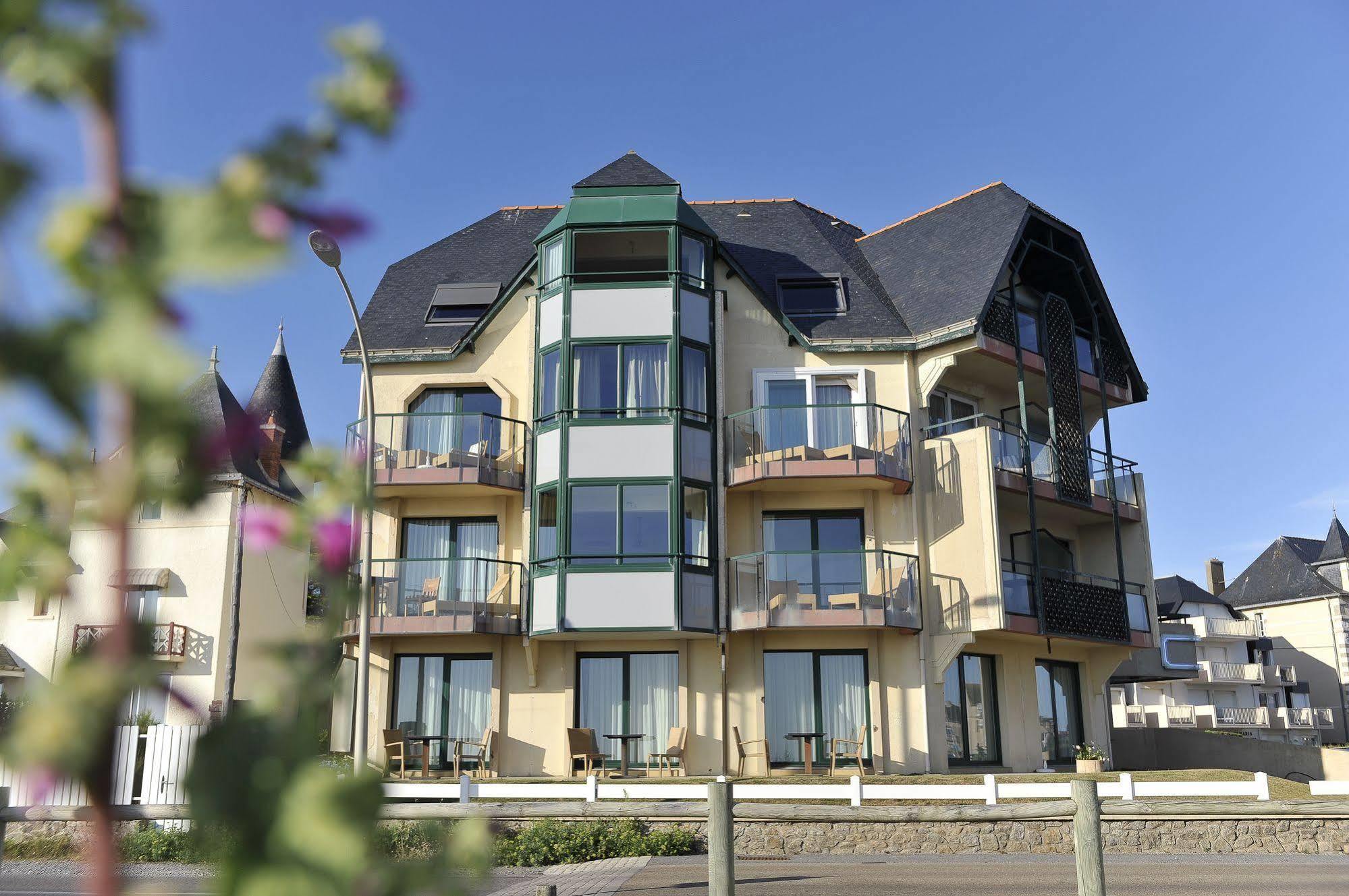 Hotel Les Vikings Le Croisic Exteriör bild
